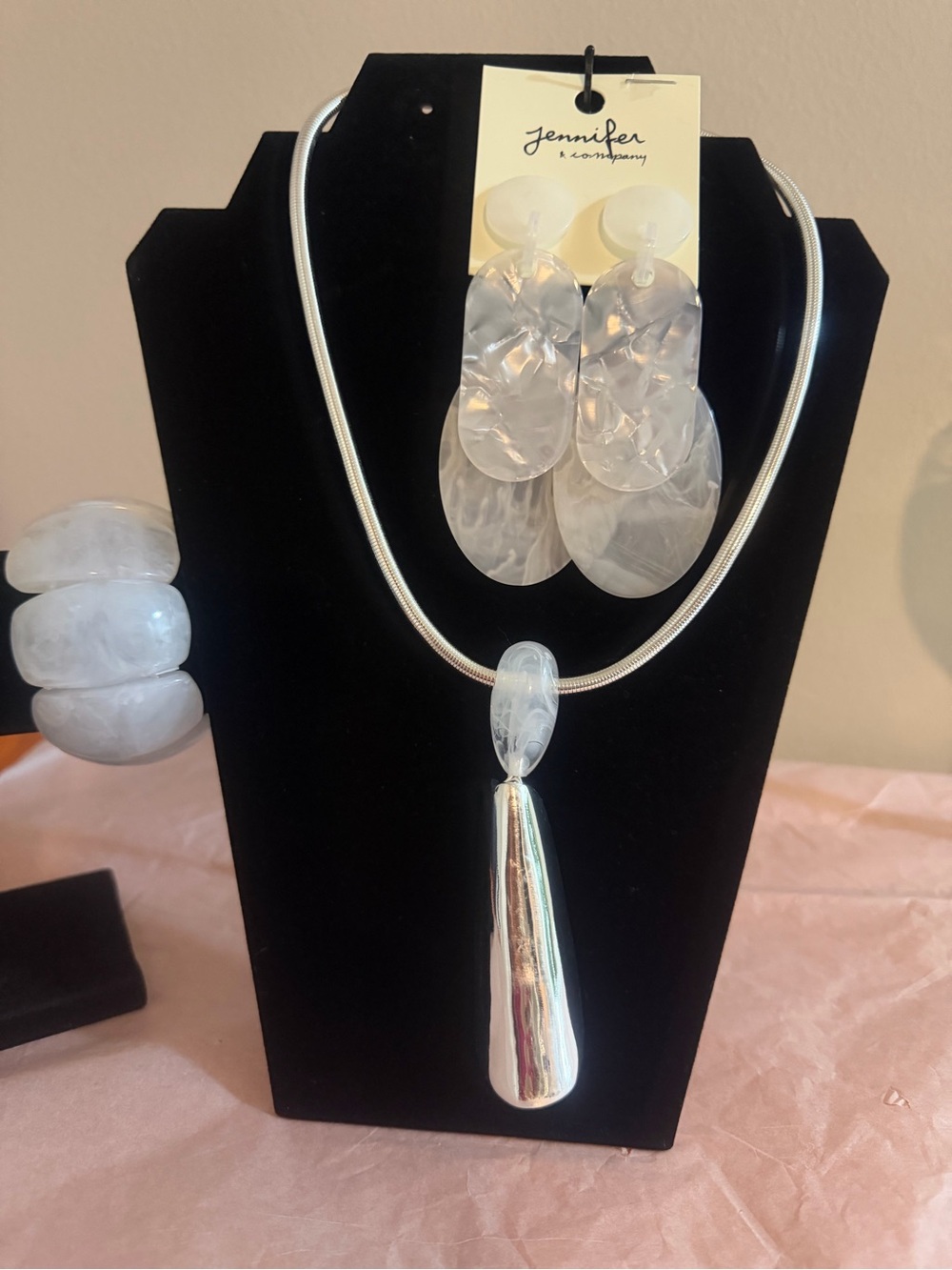Silver-Tone Pendant Necklace, bracelet and Earrings Set in Pearl White